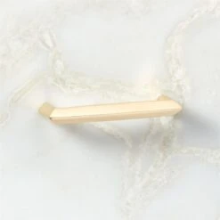 4'' Blaine Unlacquered Brass Handle -Nesto Store BlainePlshdBrassHndl4inAVSHF22