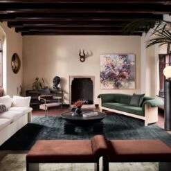 Weaver Bird Black Fiber Clay Bust 14 Weaver Bird Black Fiber Clay Bust -Nesto Store CB2FA23 BID 01 V4 1