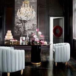 Duval Glass Decanter -Nesto Store CB2HOL21 19A 0566 Hero v2OC21 1x1