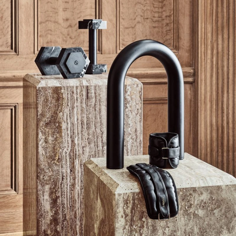 EQUIPT Vegan Leather Ankle And Wrist Weights 1.5 Lbs 5 EQUIPT Vegan Leather Ankle And Wrist Weights 1.5 Lbs - Image 3