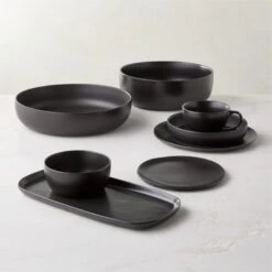 Crisp Matte Black Serving Bowl Large -Nesto Store CrispMatteBlackGroupFHS23