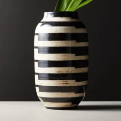Cristo Black And White Striped Vase -Nesto Store CristoBlackNWhiteVaseROF19