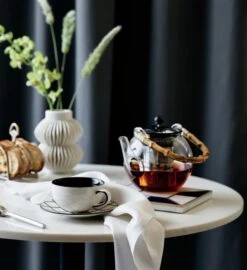 Celia White Porcelain Vase -Nesto Store DashCupAndSaucerBoltWhiteJL19