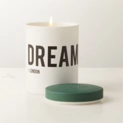Dreamer In London Cedarwood And Vanilla Candle -Nesto Store DreamerinLondonCandleAVSHF22