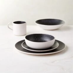 Fynn Black And White Soup Bowl With Reactive Glaze 7 Fynn Black And White Soup Bowl With Reactive Glaze -Nesto Store FlynnRctvGroupFHS23 4