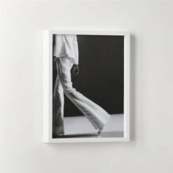 Gallery White Picture Frame 8"x10" 9 Gallery White Picture Frame 8"x10" -Nesto Store GalleryFrameWht8x10UnmtdAVSHS23