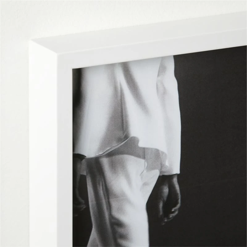 Gallery White Picture Frame 8"x10" 6 Gallery White Picture Frame 8"x10" - Image 4