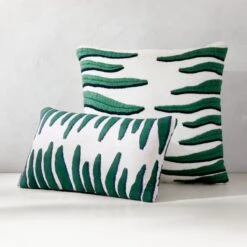 Gato Outdoor Throw Pillow 20''x12'' 10 Gato Outdoor Throw Pillow 20''x12'' -Nesto Store GatoODPillowGroupFHS23