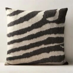 Jasira Tiger Print Wool Throw Pillow With Down-Alternative Insert 26''