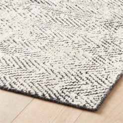 Kai Snakeskin White/Black Hand-knotted Rug 5'x8'. -Nesto Store KaiSnksknWtBkHndkndRg8X10AVSHS21