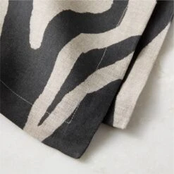 Linho Zebra Print EUROPEAN FLAX™-Certified Linen Napkin -Nesto Store LinhoZebraPrintNapkin20AVSHS23