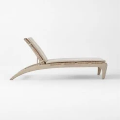 Lodi Woven Outdoor Chaise Lounge With Cushion -Nesto Store LodiWvnChsLoungeWFCshnSDSSS22