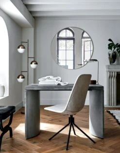 Links Cool White Decorative Marble Chain -Nesto Store MarcelConcreteDeskLinksFB19