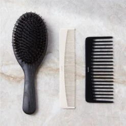 Nuori Revitalizing Hair Brush -Nesto Store NUORICombBrushGroupHolFHF22 1