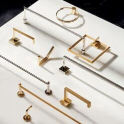 Boule-Inspired Polished Nickel Towel Bar 18" -Nesto Store OrbitTowelRingAG21 1x1 1