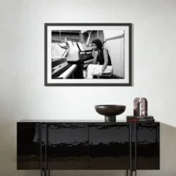 'Aretha At The Piano' Photographic Print In Black Frame 21.5"x17.5" -Nesto Store SEArethaPianoBk33x39p5F22 3D