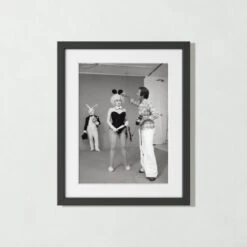 'Dolly Parton Playboy Shoot' Photographic Print In Black Frame 21.5"x17.5"