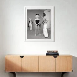 'Dolly Parton Playboy Shoot' Photographic Print In Black Frame 21.5"x17.5" 9 'Dolly Parton Playboy Shoot' Photographic Print In Black Frame 21.5"x17.5" -Nesto Store SEDollyPartonWt33x39p5SS22 3D