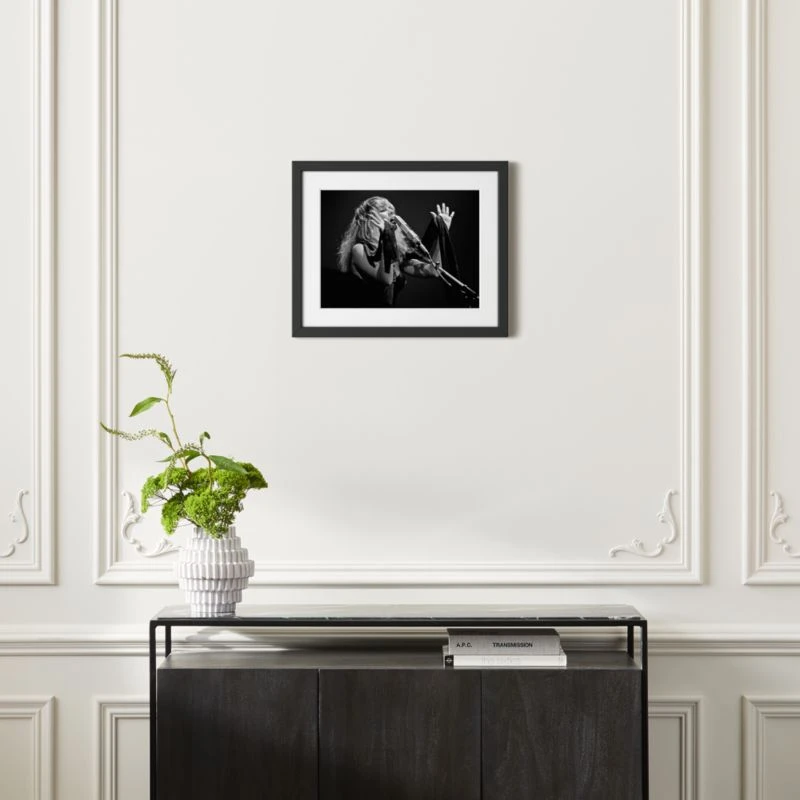 'Stevie Nicks, 1977' Photographic Print In Black Frame 21.5"x17.5" 6 'Stevie Nicks, 1977' Photographic Print In Black Frame 21.5"x17.5" - Image 4