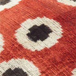 Sira Turkish Silk Throw Pillow With Down-Alternative Insert 18" -Nesto Store SiraTrkshSlkPllw18X18inAV2SSF21