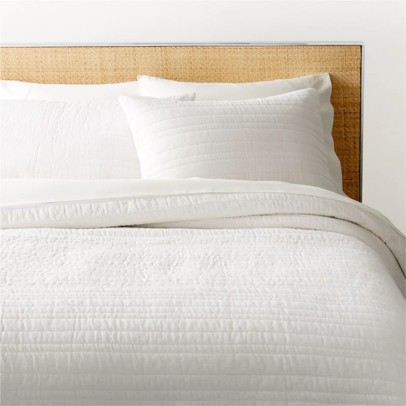 Siza Organic Cotton Warm White Quilt And Pillow Shams 3 Siza Organic Cotton Warm White Quilt And Pillow Shams
