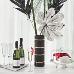 Swirl Cake Stand With Glass Lid -Nesto Store ToastAndGetToastedOC20 1x1